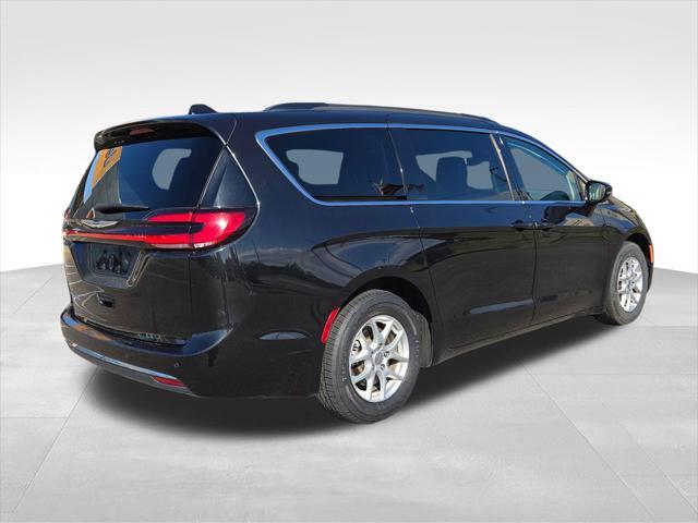 used 2022 Chrysler Pacifica car, priced at $22,400