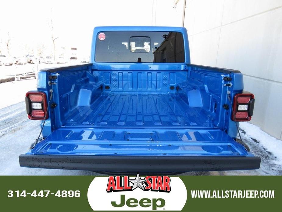new 2024 Jeep Gladiator car, priced at $54,428