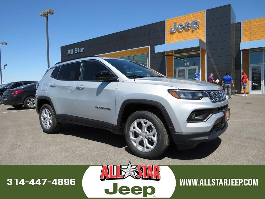 new 2024 Jeep Compass car, priced at $28,800