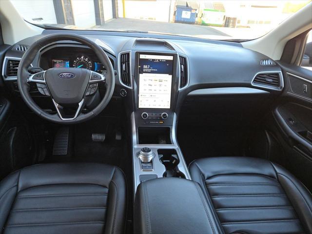 used 2024 Ford Edge car, priced at $28,997