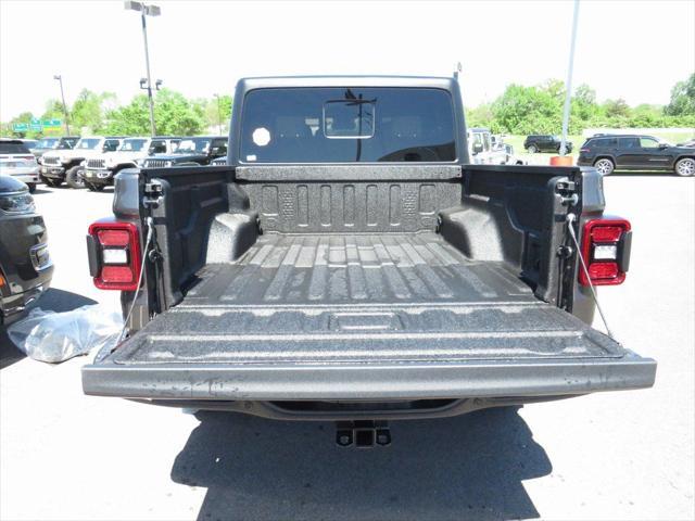 new 2024 Jeep Gladiator car, priced at $50,540