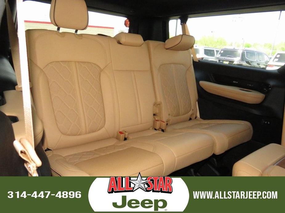 new 2024 Jeep Grand Wagoneer L car, priced at $115,450