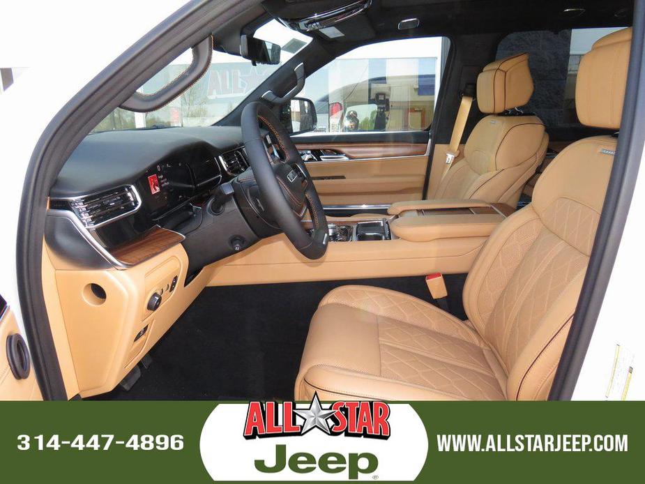 new 2024 Jeep Grand Wagoneer L car, priced at $107,031