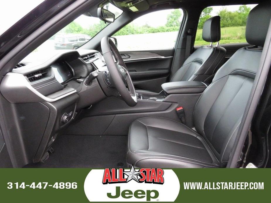 new 2024 Jeep Grand Cherokee L car, priced at $48,901