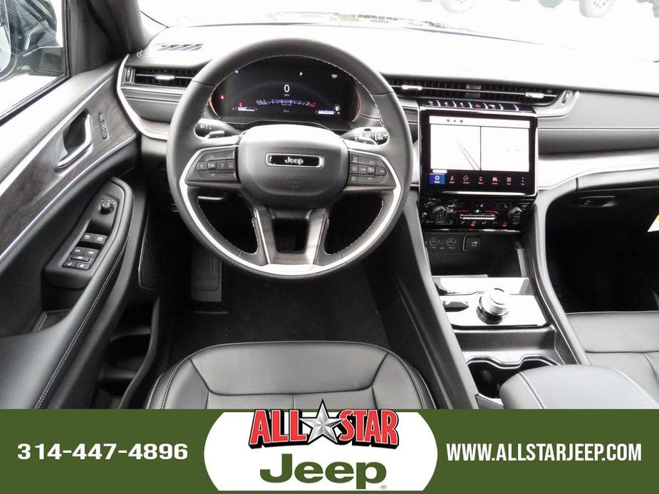 new 2024 Jeep Grand Cherokee L car, priced at $48,901