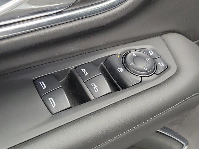 used 2024 GMC Yukon car, priced at $56,990