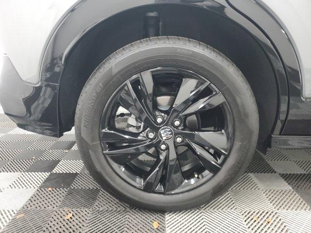 used 2025 Buick Encore GX car, priced at $25,890