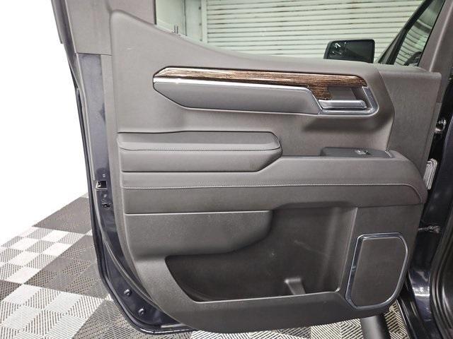 used 2023 GMC Sierra 1500 car, priced at $40,990