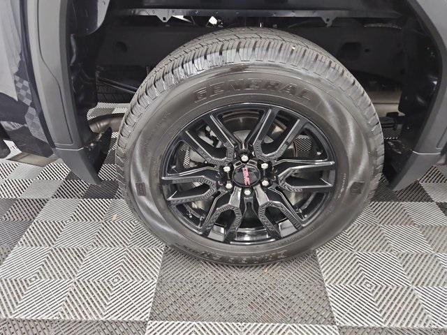 used 2023 GMC Sierra 1500 car, priced at $40,990