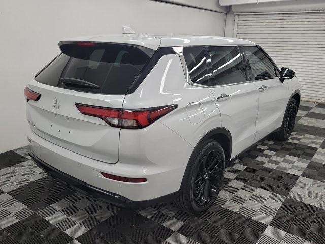 used 2022 Mitsubishi Outlander car, priced at $20,590