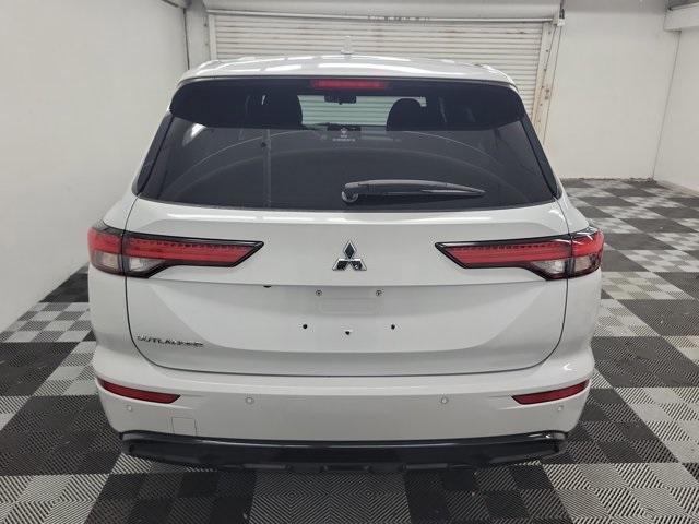 used 2022 Mitsubishi Outlander car, priced at $20,590