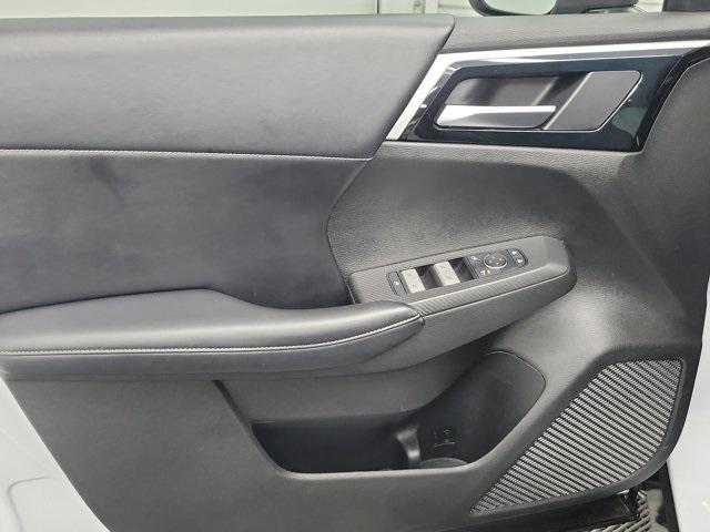 used 2022 Mitsubishi Outlander car, priced at $20,590