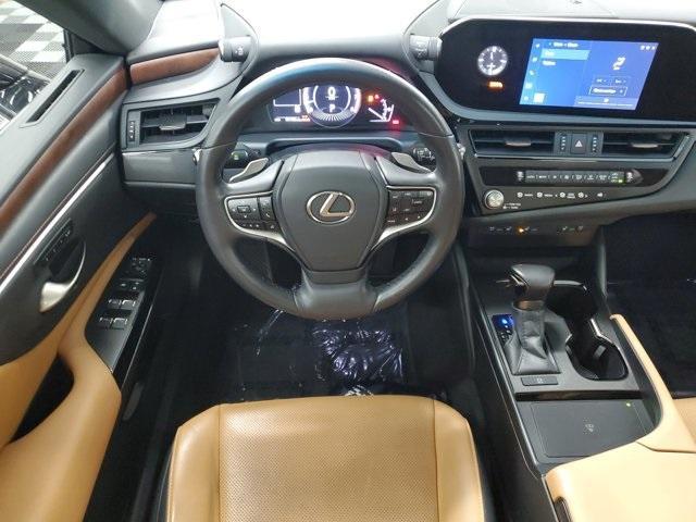 used 2024 Lexus ES 350 car, priced at $39,990