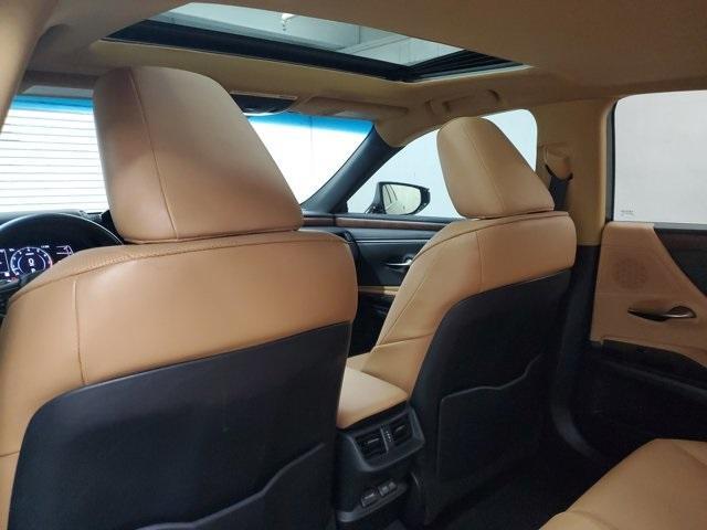 used 2024 Lexus ES 350 car, priced at $39,990