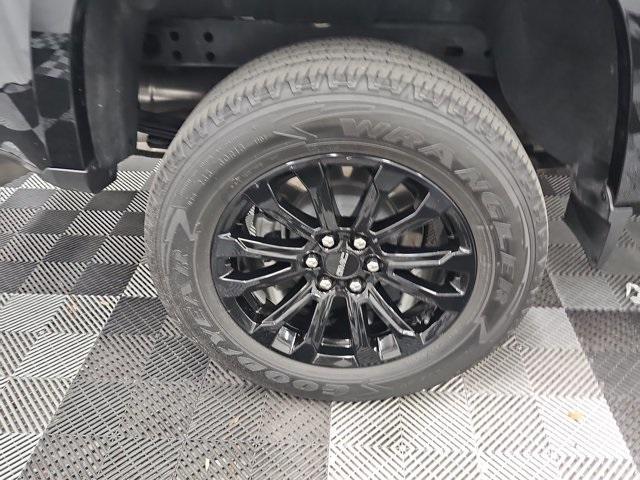 used 2022 GMC Canyon car, priced at $27,990