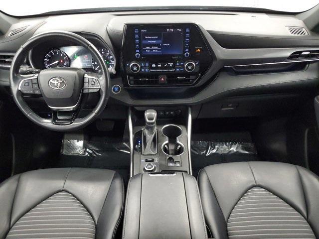 used 2021 Toyota Highlander car, priced at $38,590