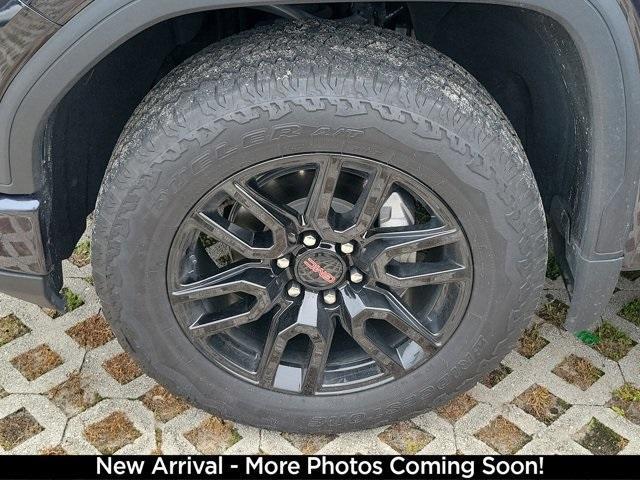 used 2023 GMC Sierra 1500 car, priced at $47,990