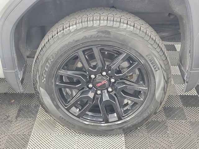 used 2020 GMC Sierra 1500 car, priced at $32,590