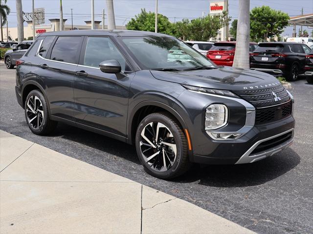 new 2024 Mitsubishi Outlander car, priced at $29,690