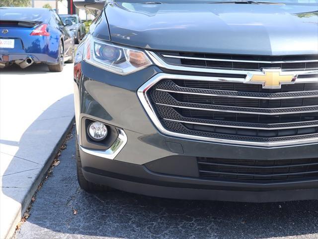 used 2021 Chevrolet Traverse car, priced at $23,499