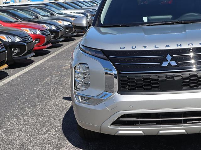 new 2024 Mitsubishi Outlander car, priced at $32,990