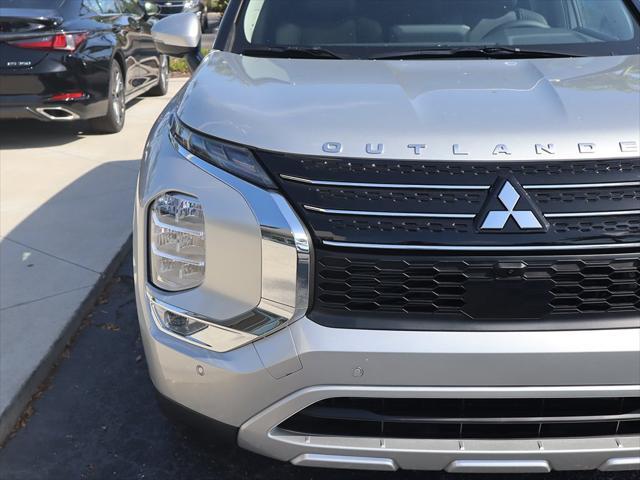 new 2024 Mitsubishi Outlander car, priced at $31,360