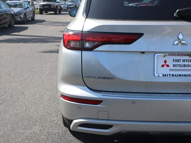 new 2024 Mitsubishi Outlander car, priced at $31,360