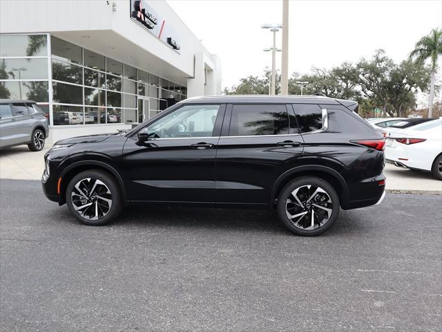 new 2024 Mitsubishi Outlander car, priced at $33,355