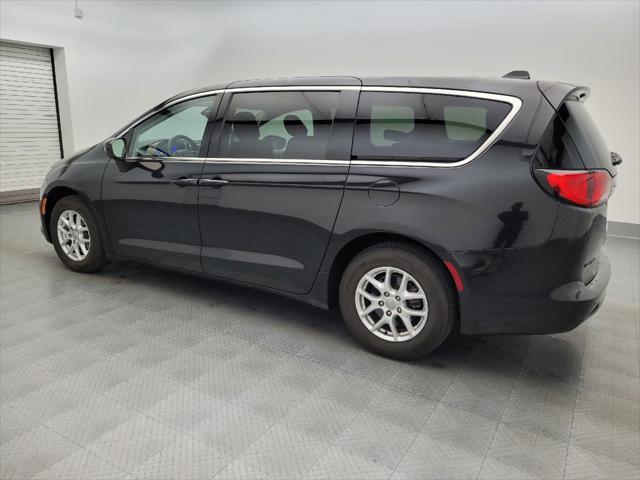 used 2017 Chrysler Pacifica car, priced at $15,595