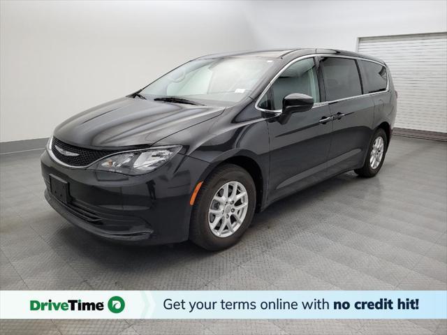 used 2017 Chrysler Pacifica car, priced at $15,695