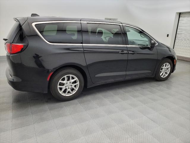 used 2017 Chrysler Pacifica car, priced at $15,595