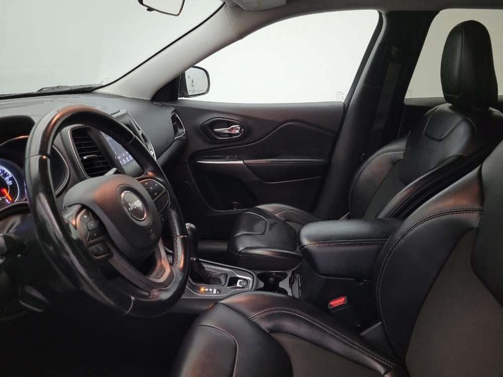 used 2019 Jeep Cherokee car, priced at $16,095