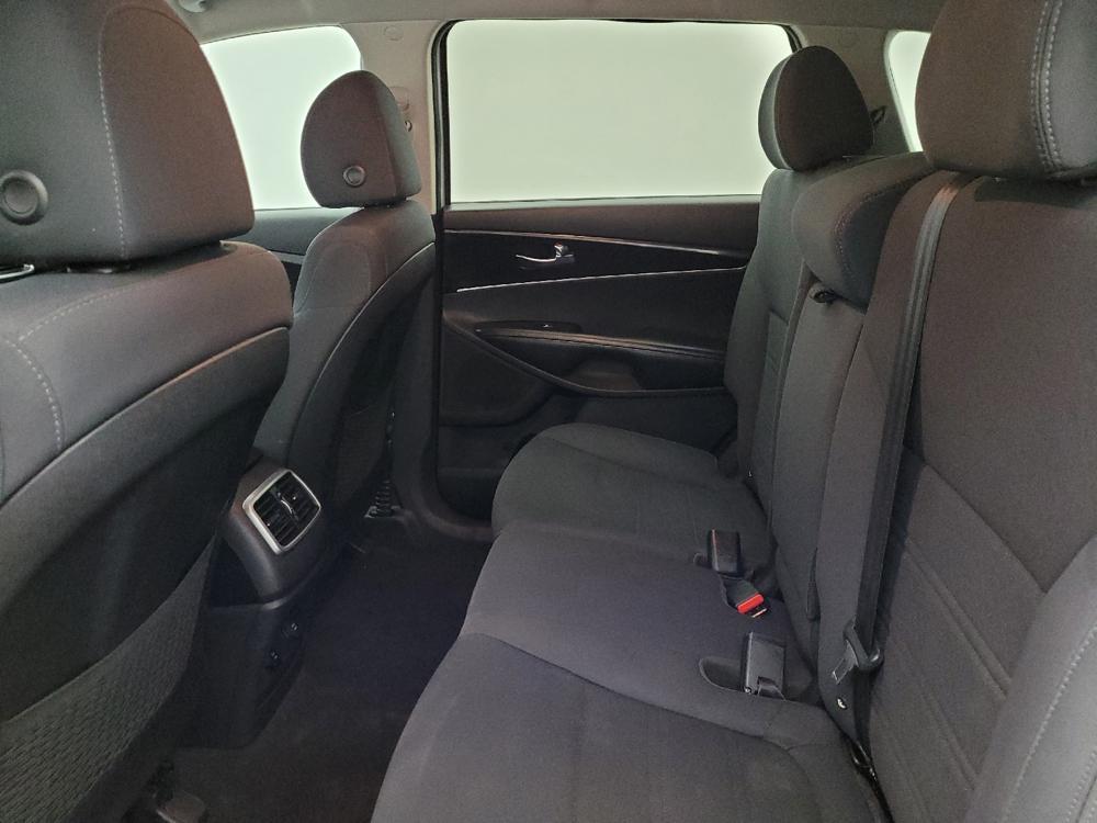 used 2020 Kia Sorento car, priced at $15,295