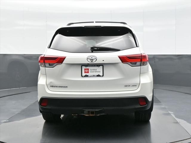 used 2019 Toyota Highlander car, priced at $24,988