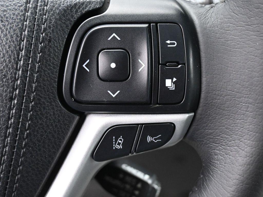 used 2018 Toyota Sienna car, priced at $22,880