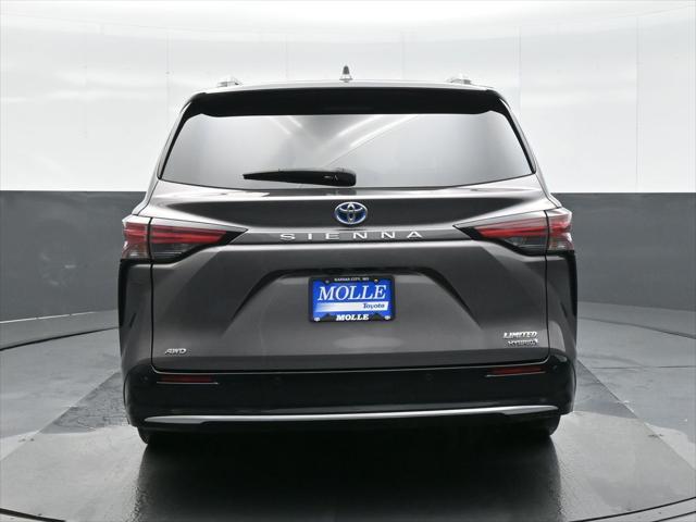 used 2021 Toyota Sienna car, priced at $39,989