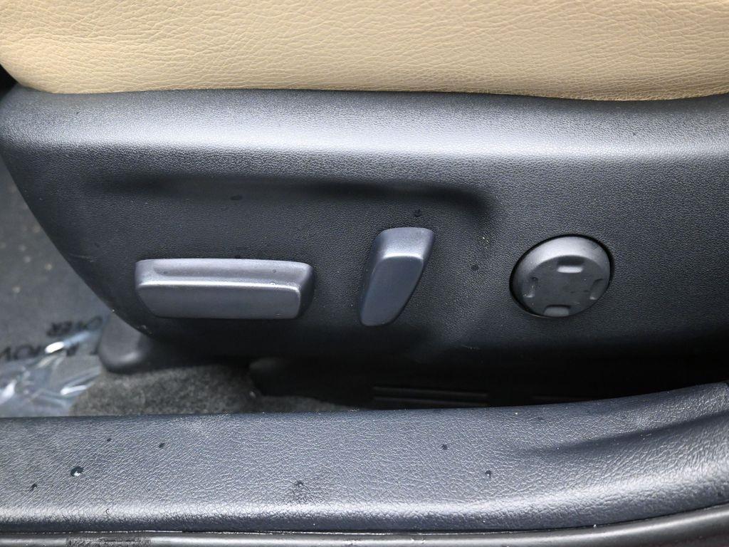 used 2016 Toyota Avalon Hybrid car, priced at $19,990