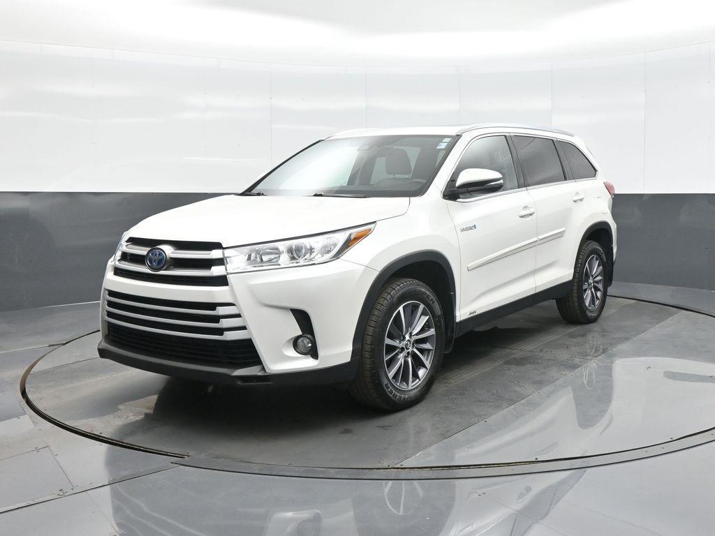 used 2019 Toyota Highlander Hybrid car, priced at $31,820