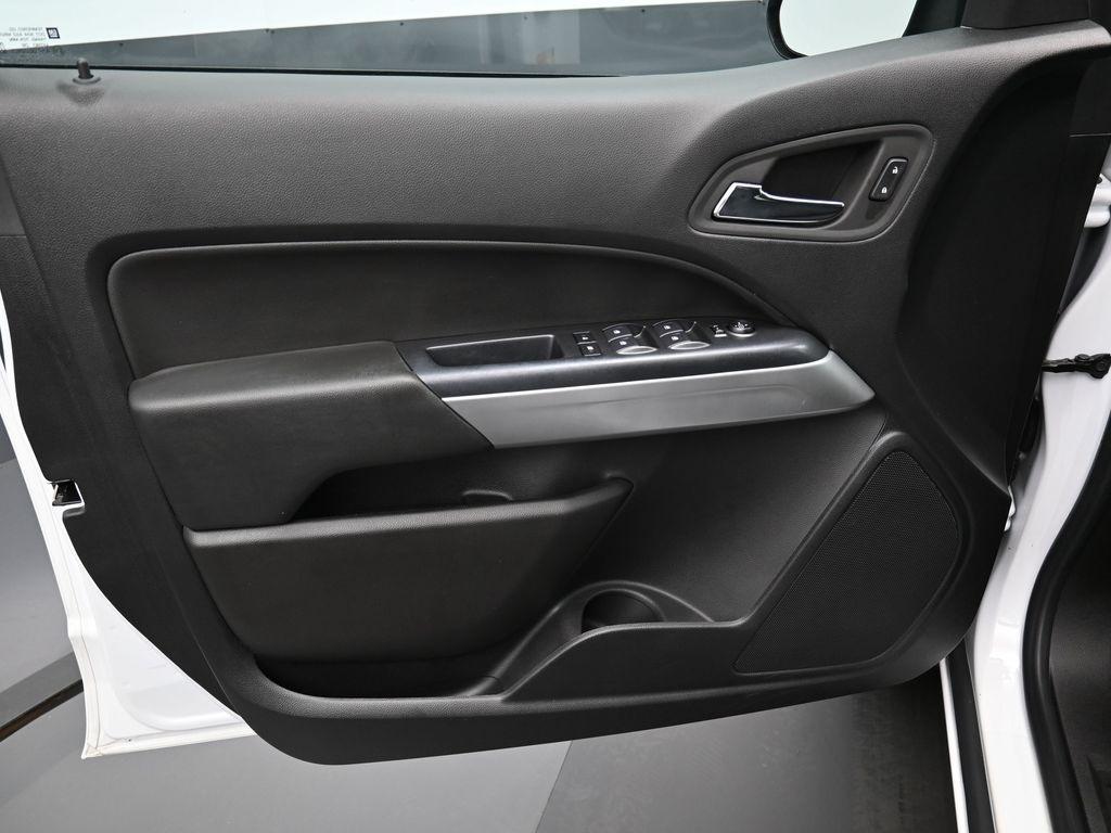 used 2022 Chevrolet Colorado car, priced at $26,998