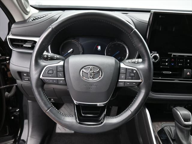used 2021 Toyota Highlander Hybrid car, priced at $44,969