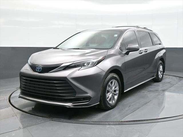 used 2024 Toyota Sienna car, priced at $45,997