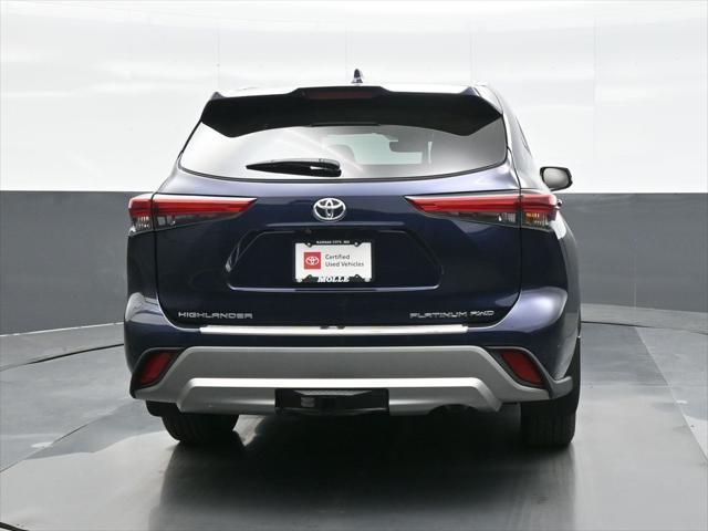 used 2022 Toyota Highlander car, priced at $45,375
