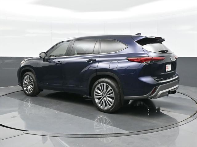 used 2022 Toyota Highlander car, priced at $45,375