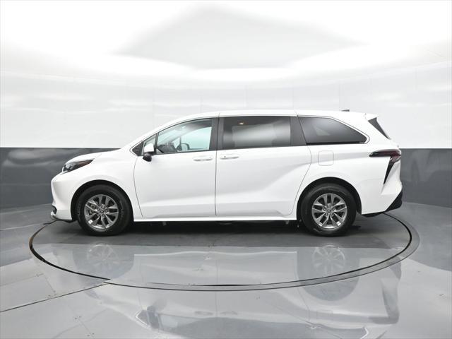 used 2025 Toyota Sienna car, priced at $45,557