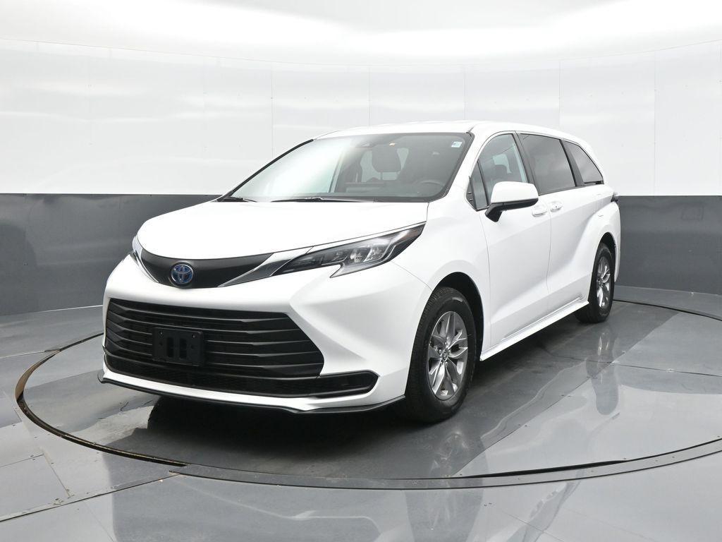 used 2025 Toyota Sienna car, priced at $42,595