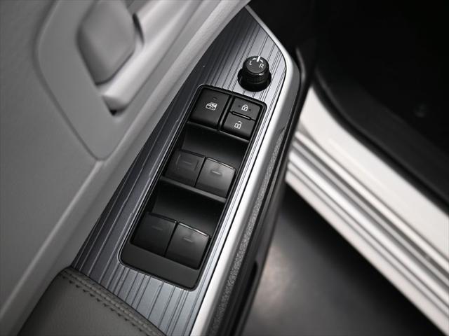 used 2025 Toyota Sienna car, priced at $45,557