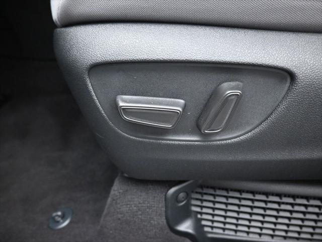 used 2025 Toyota Sienna car, priced at $45,557