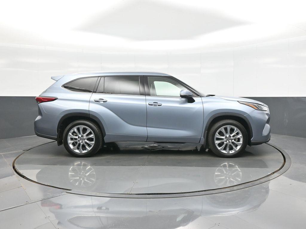 used 2023 Toyota Highlander car, priced at $42,888