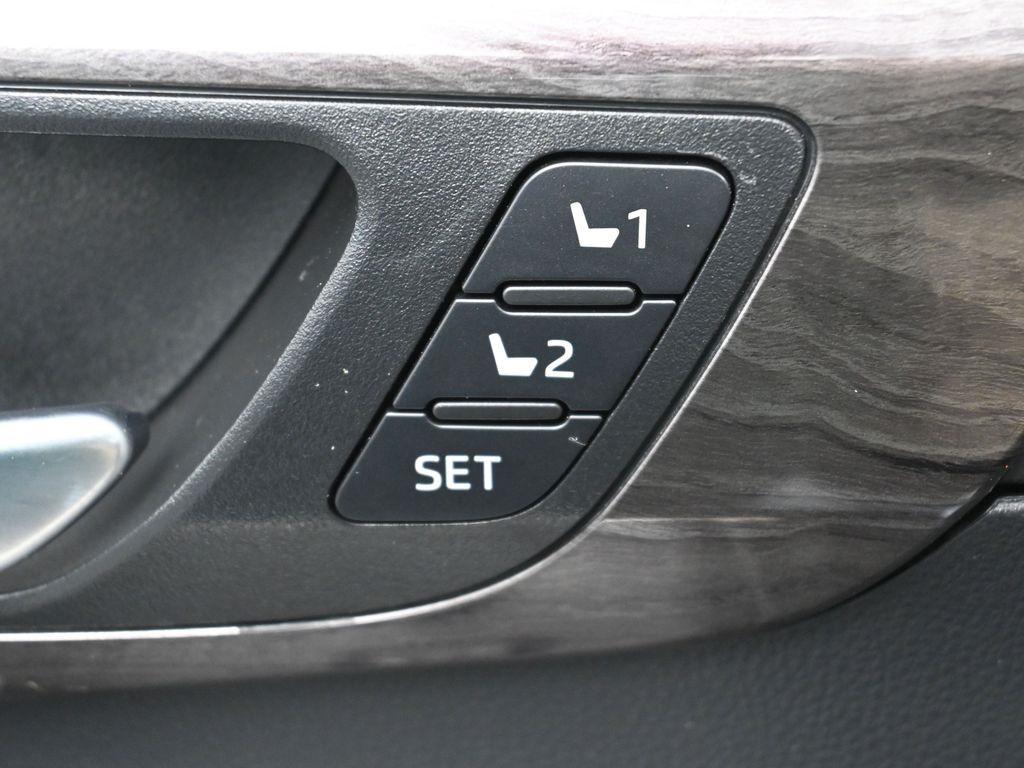 used 2023 Toyota Highlander car, priced at $42,888