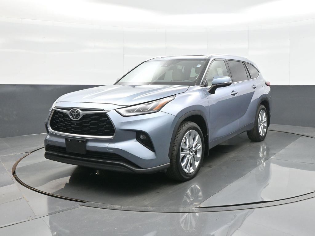 used 2023 Toyota Highlander car, priced at $42,888